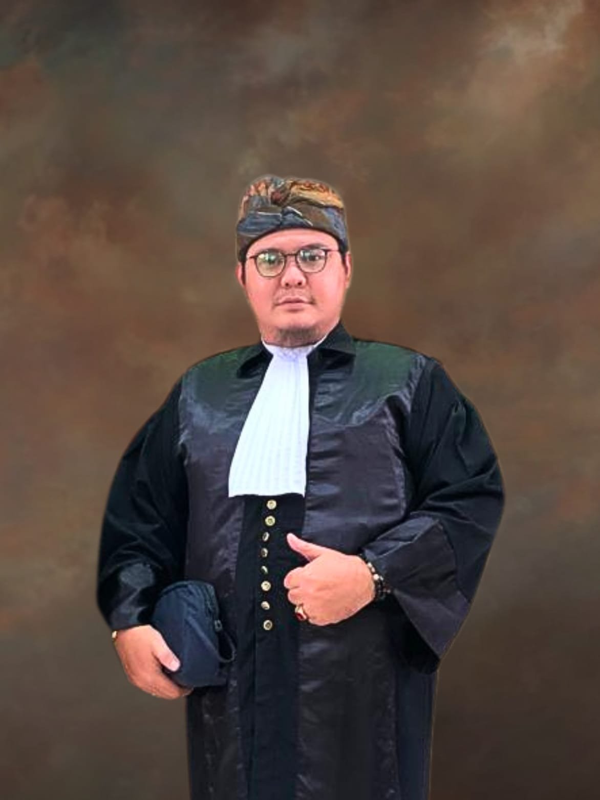 Pengacara 4